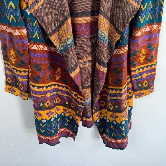 Savanna Jane Aztec Open Front Cardigan - Picture 5 of 12